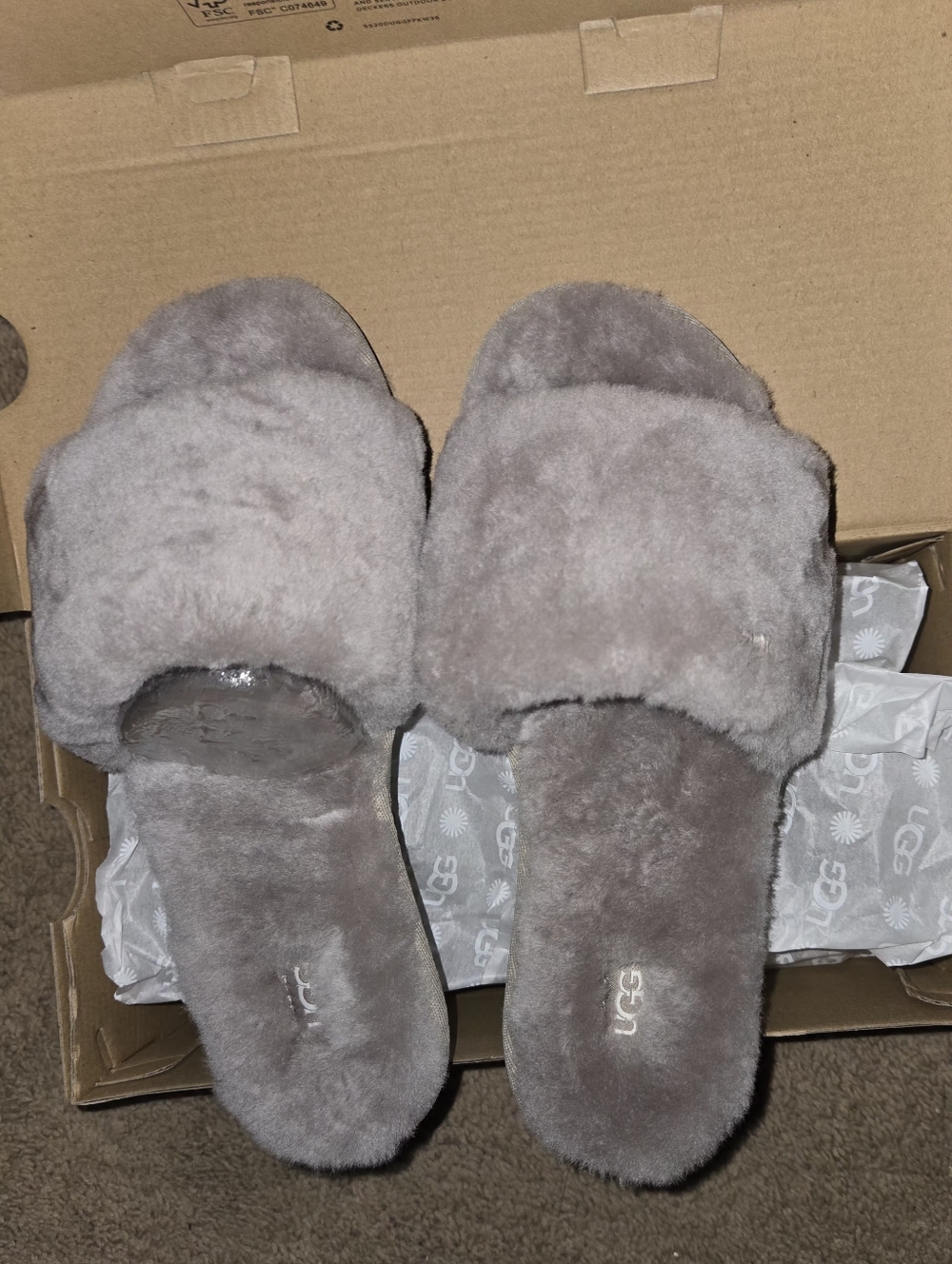 NWT UGG Cozette Slide On Sandal Size 7